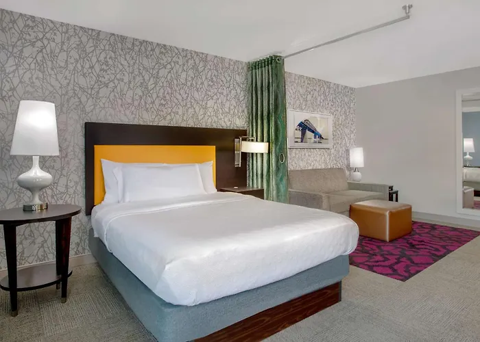 Home2 Suites By Hilton Omaha West